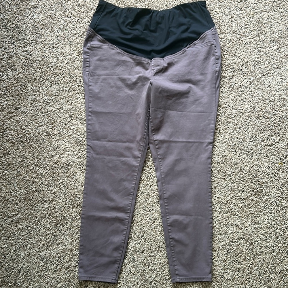 NEW XXL Maurices Maternity Over The Bump Colored Jegging - BROWN ARROW